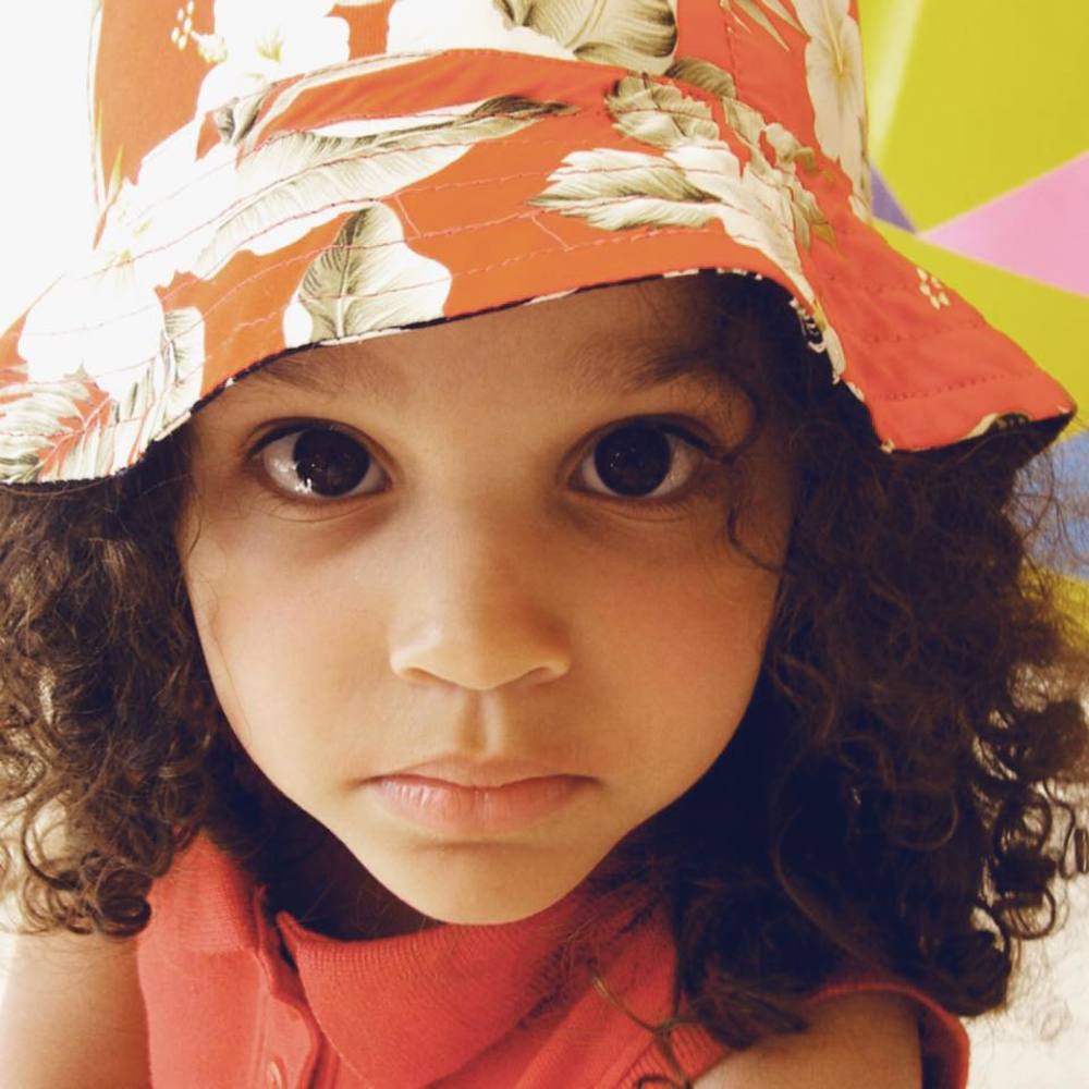 Meet your Posher, Ina